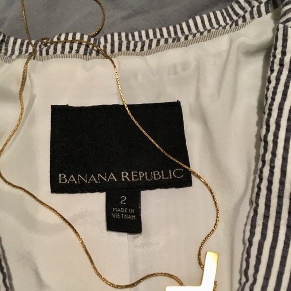 Banana Republic light grey/blue pinstripe blazer - Picture 3 of 5